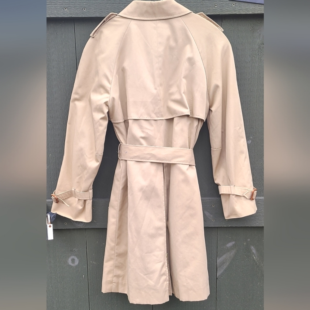Vintage Aquascutum Trench freshly drycleaned - Picture 3 of 15